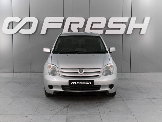 Toyota Ist 2003