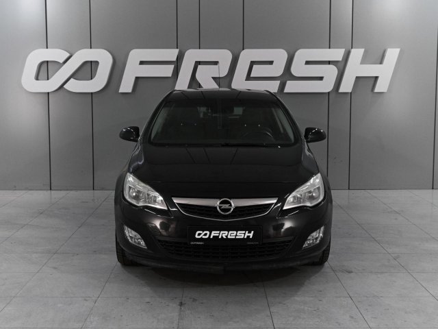 Opel Astra 2012