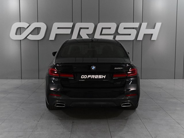 BMW 5 серии 2022