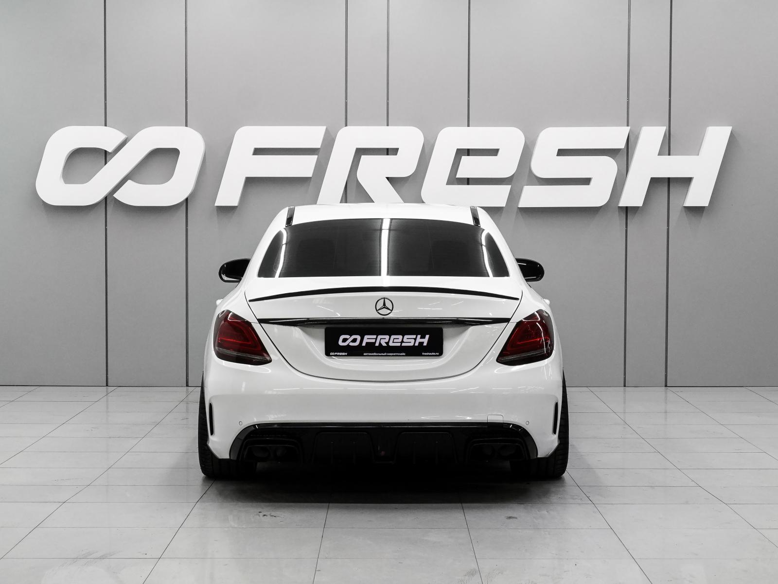 Hyundai Elantra 2024