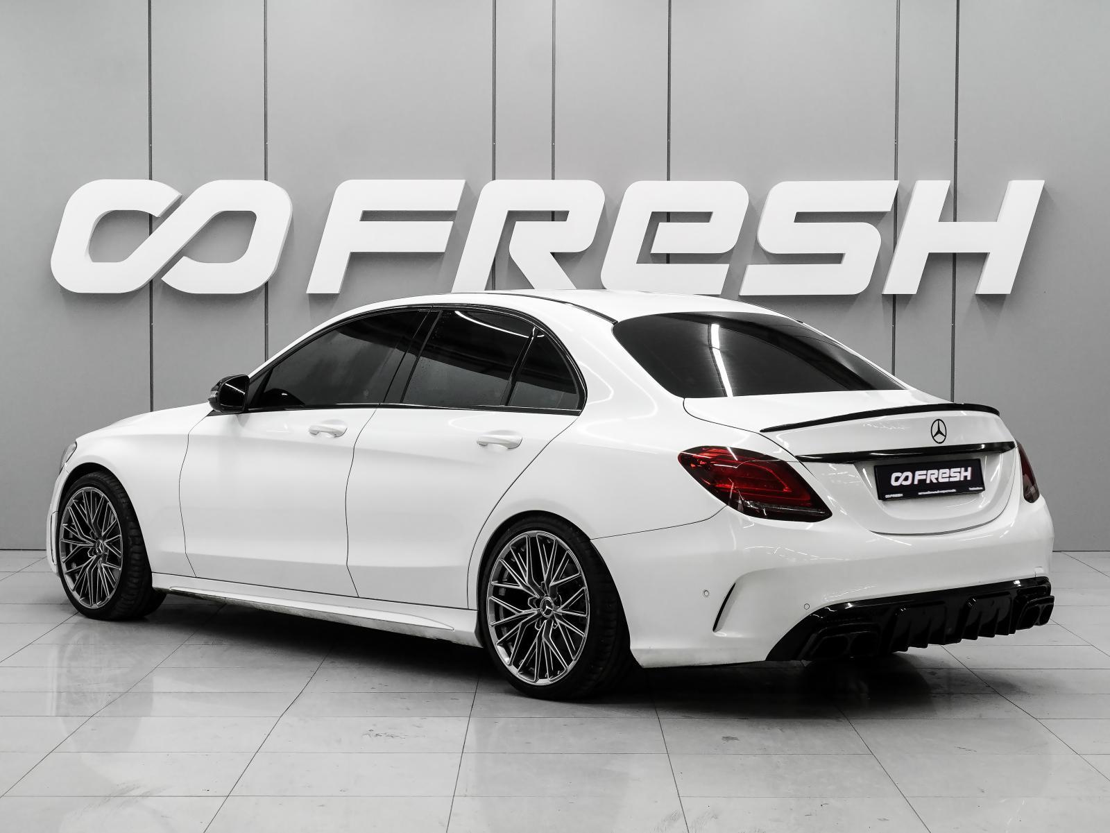 Hyundai Elantra 2024