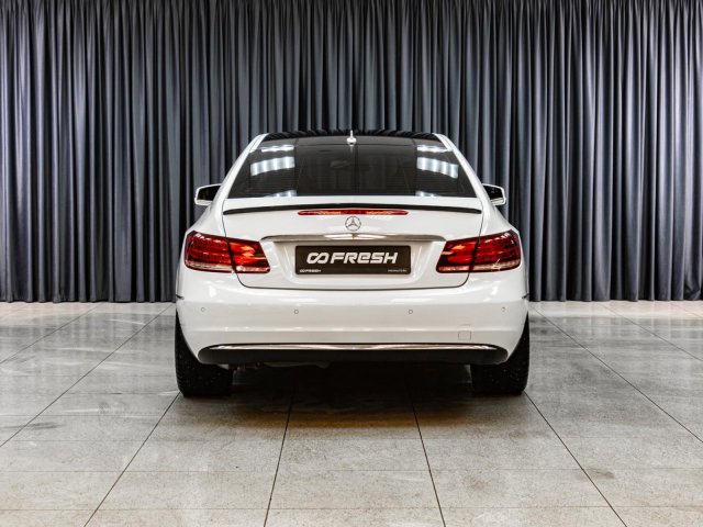 Mercedes-Benz E-Класс 2013