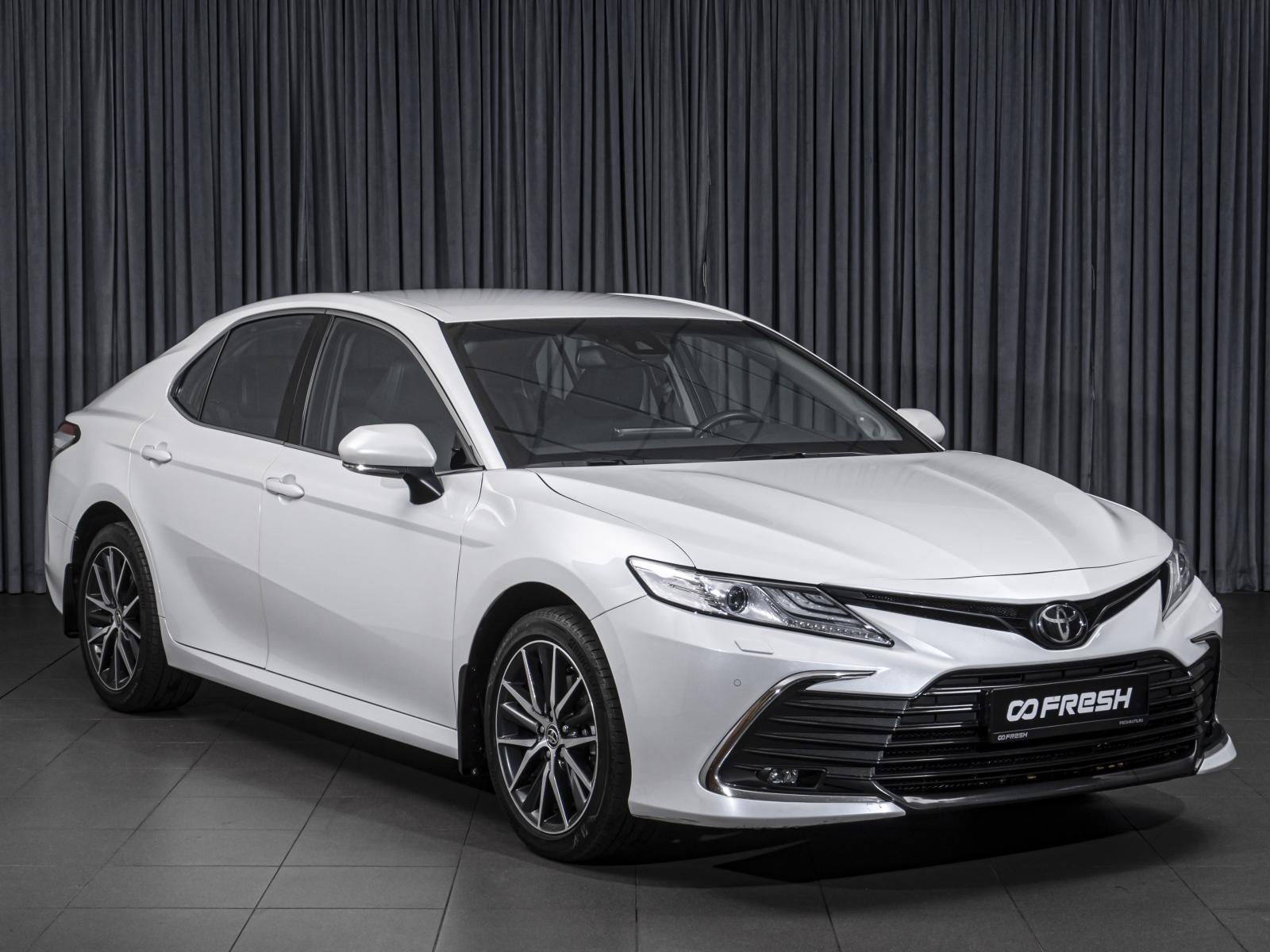 Toyota Camry 2021