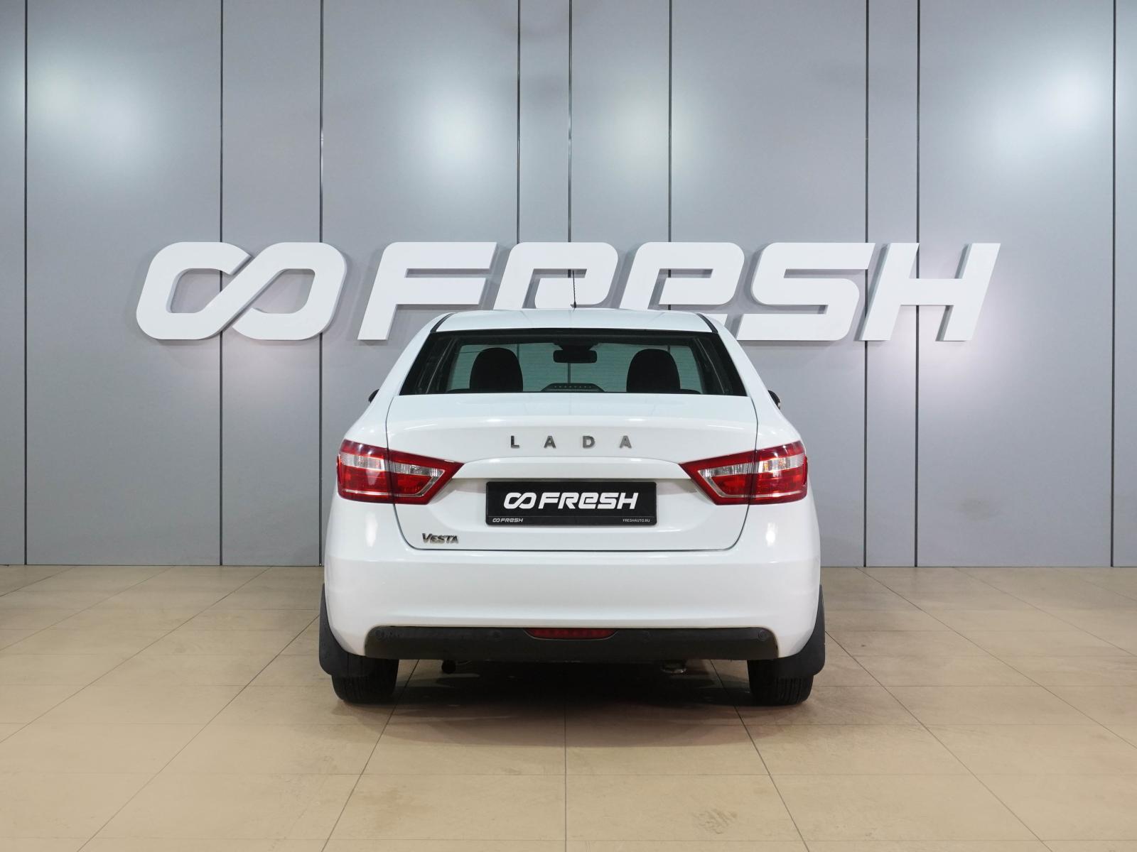 LADA (ВАЗ) Priora 2015