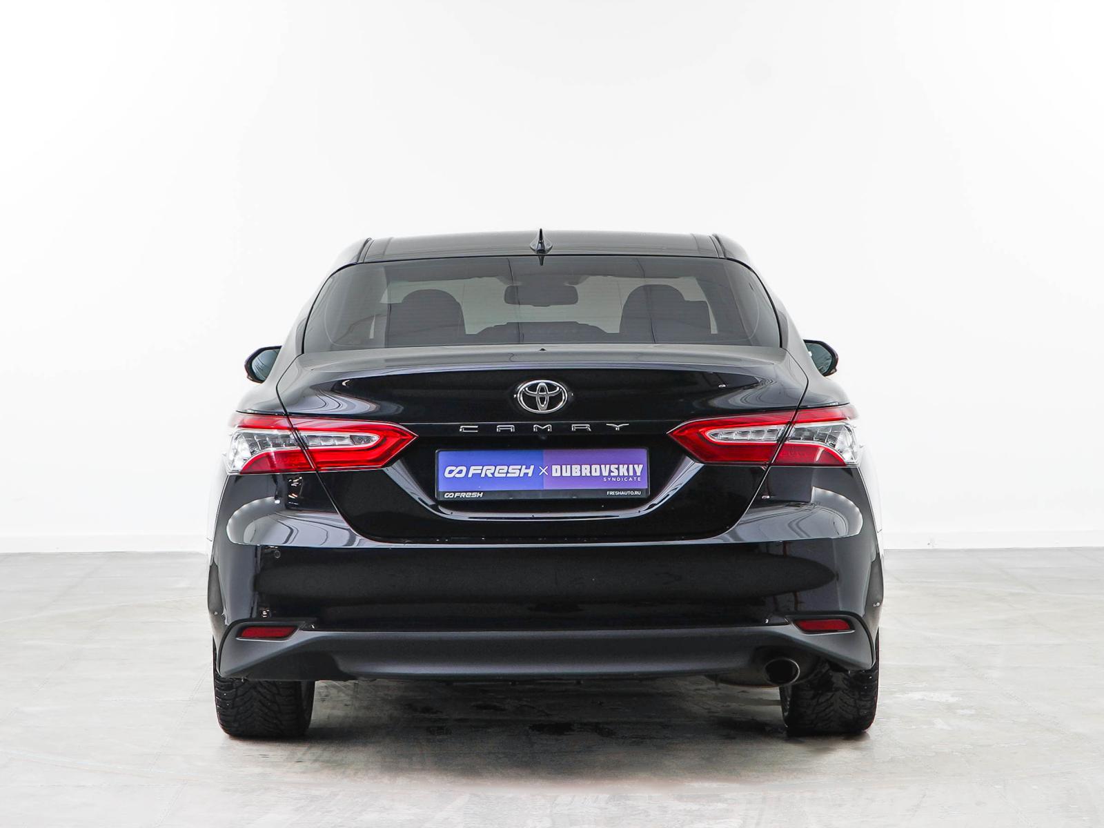Toyota Camry 2018