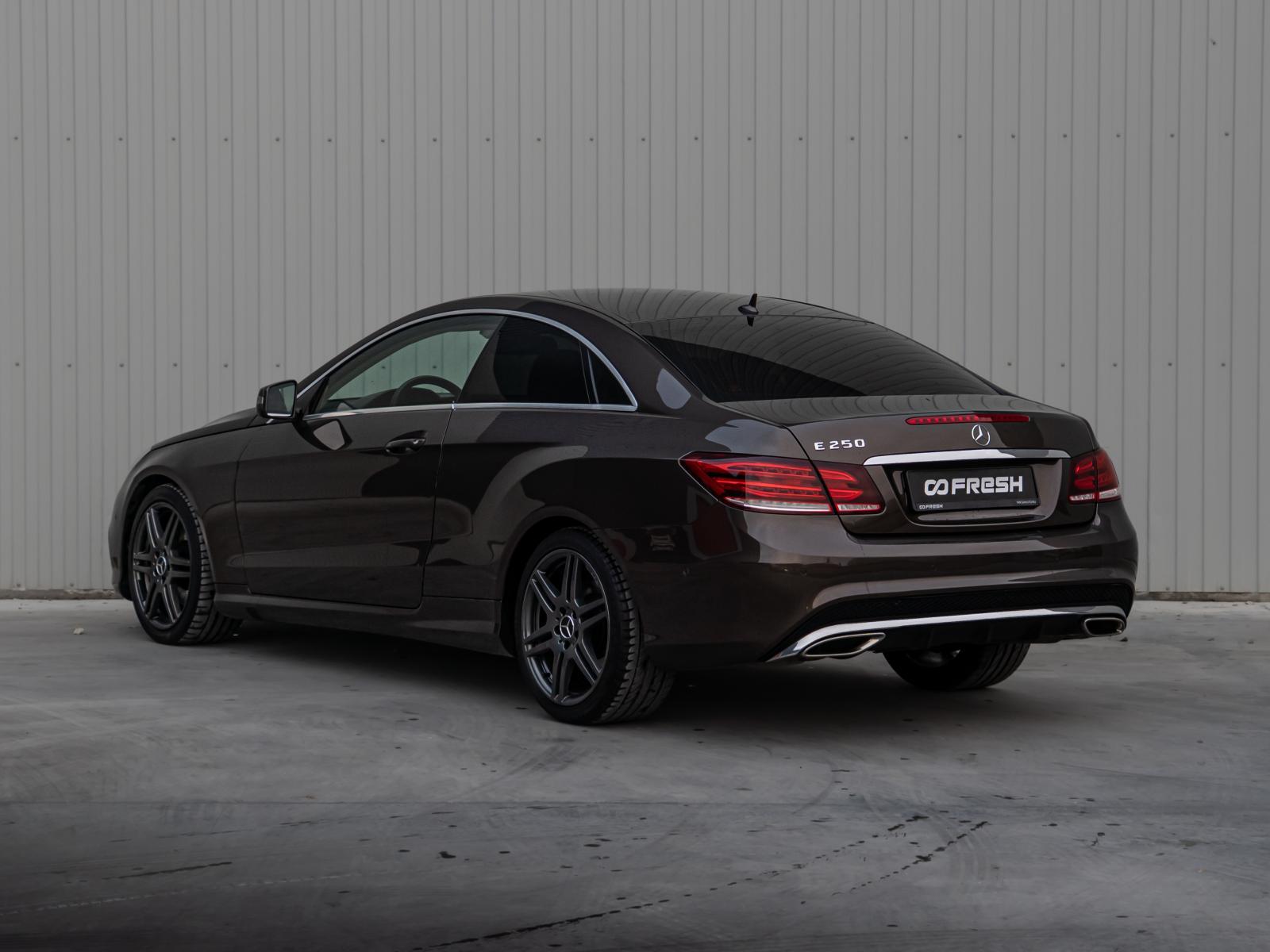 Mercedes-Benz E-Класс 2012