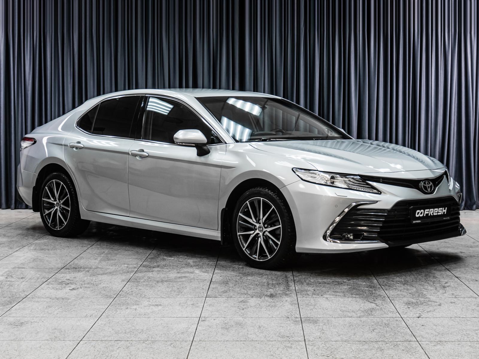 Toyota Camry 2019