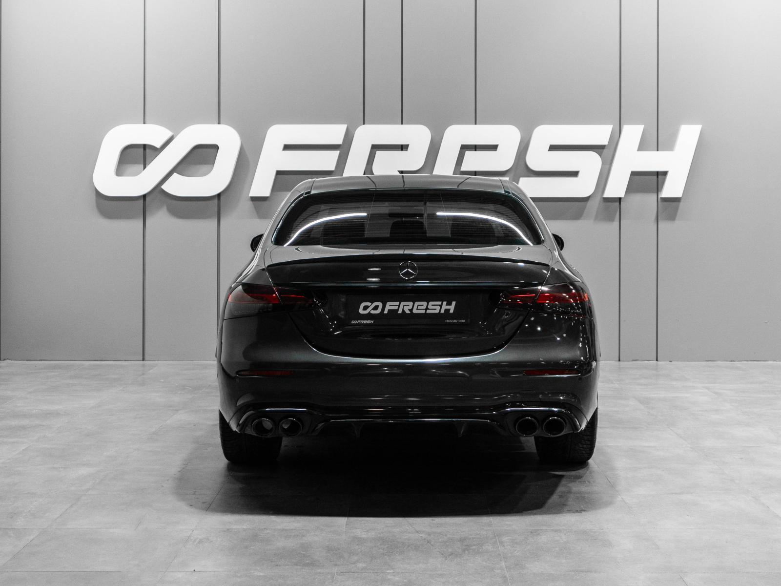 Mercedes-Benz E-Класс 2022