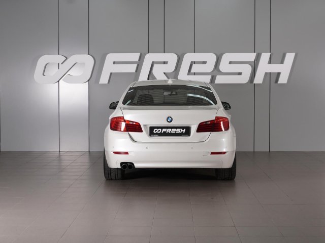 BMW 5 серии 2016